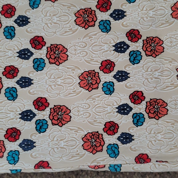 Floral Patterned Women's Jeans - Picture 5 of 7